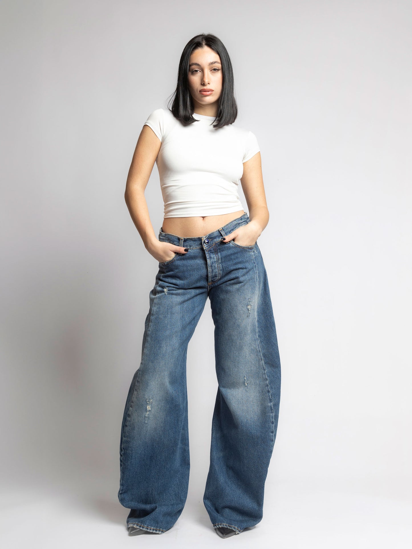 Emanuela 02